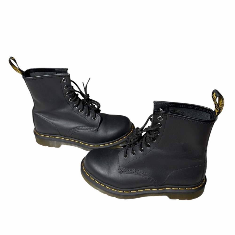 Dr. Martens Women's Size 6 Black 1460 Pascal Lace Up Boots